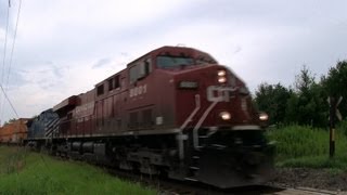 preview picture of video 'SCREAMER! CP 8801 at Martinville (16JUL2012)'