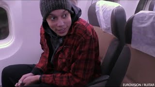 Raw images and video show Brittney Griner on her way back to U.S. after being freed