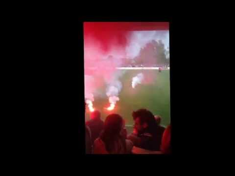 Kfc heultje hooligans