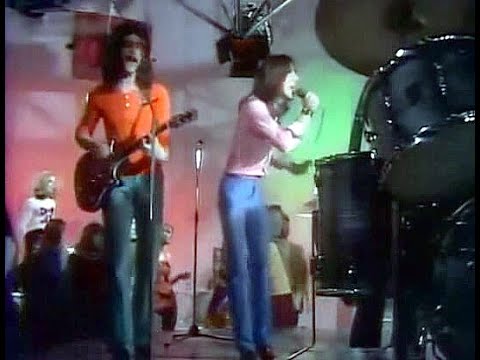 Edison Lighthouse - She Works In A Woman's Way (1970)