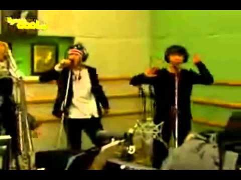 111226 sukira 떴다오빠 LIVE
