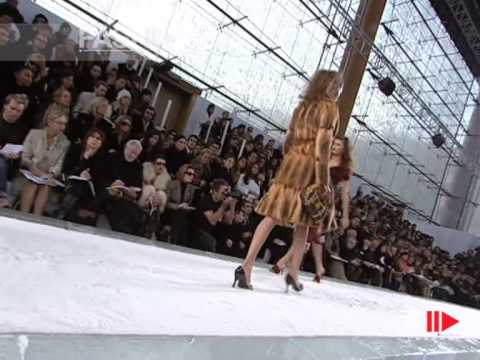 "Louis Vitton" Autumn Winter 2004 2005 Paris 1 of 3 Pret a Porter by FashionChannel