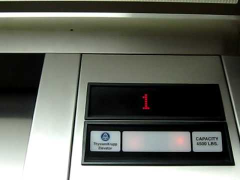 190. Dover Hydraulic elevator at a Med building of Las Vegas