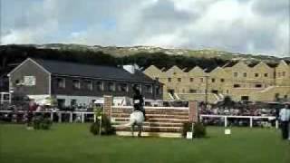 preview picture of video 'Connemara Stallion - Puissance, Clifden, Showjumping Bobby Sparrow Blue'