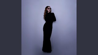 Download lagu Glamourii mp3 Download lagu Glamourii mp3