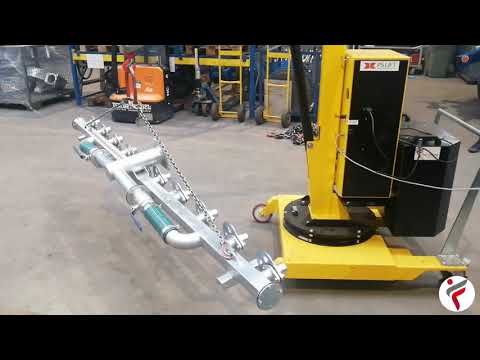 Pedestrian operated mini crane with counterweights model 01B5 by Flex Lifting Italy
