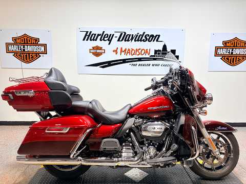 2019 FLHTK Harley-Davidson® Ultra Limited Wicked Red/Twisted Cherry