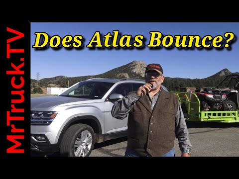 2019 VW Atlas SUV towing trailers in the Rockies using Gen-Y Glider cushion hitch