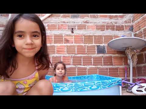 festa.   na.   piscina🌊👩‍❤️‍👩