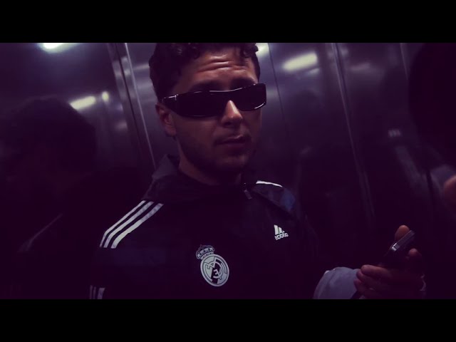 Mittelmeer von Pashanim ((jetzt ansehen))