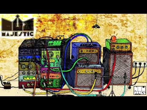 DUB MAJESTIC NDR-0015 / 04 - Atitude ft. Samira Audi