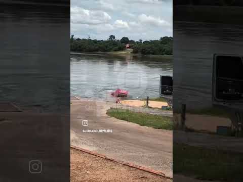 CARRETA CAI NO RIO TOCANTINS #itapiratins#tupiratins#carreta #tocantins #sinistros