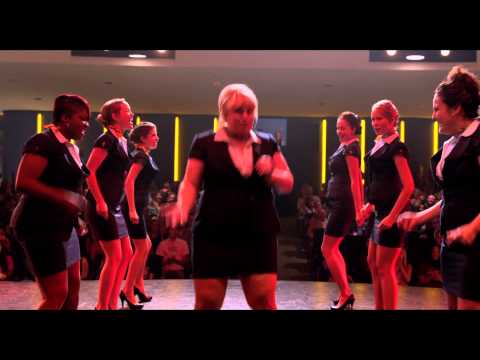 PITCH PERFECT: The one where Fat Amy Turns the Beat Around
