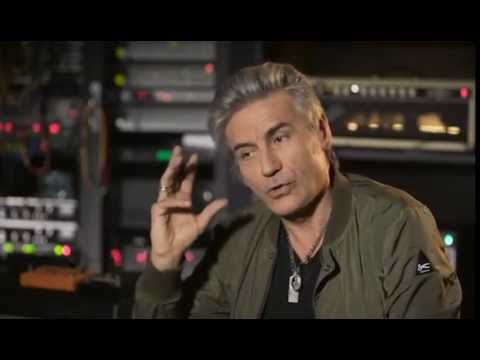 Ligabue racconta Urlando contro il cielo