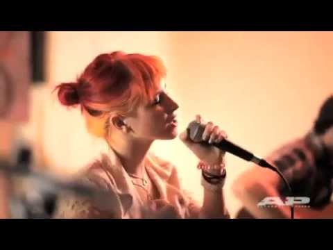 @Paramore - Feeling Sorry (Acoustic AP Sessions )