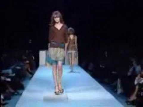 Heather Marks at Louis Vuitton Spring/Summer 2004