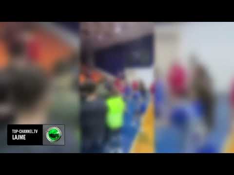 Top Channel/ Degradon derbi i kryeqytetit. Sherr mes lojtareve të Partizanit dhe Tiranës