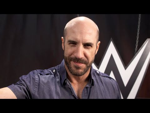 Fight Size Update: AEW Ticket On Sale Dates, Jillian Hall Pregnant, Brian Gewirtz At WWE HQ, More