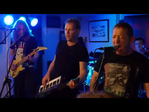 CID. Fox on the Run. Live at Milwich Stone