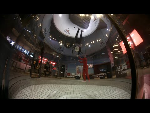 Indoor Skydiving Progression - Head Up drills and Back Layouts - 18-07-2022
