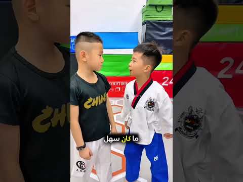 الولد يلعب مع ابوه بالصالة بطريقة غريبة! ❤️