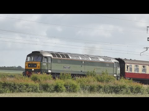 47805 & 47810 Scream Passing Wootton Bassett