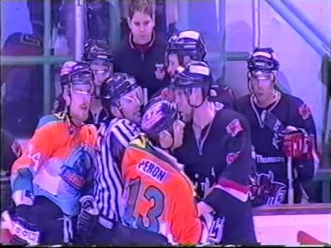 Sheffield Steelers vs Cardiff Devils EIHL Brawl / Kevin Bolibruck vs Ed Patterson 29-1-04