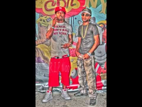 De-Green f.t Krayon Kolor - Woo God