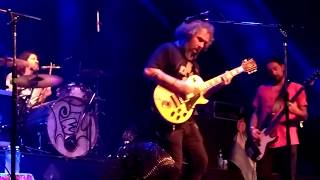 PEZ - Carne roja / Los días poderosos (Groove - 06.01.2018)