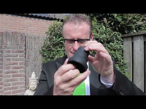 Harmonica Chop Cup Negra 2 (Silicona) de Leo Smetsers - Truco de Magia