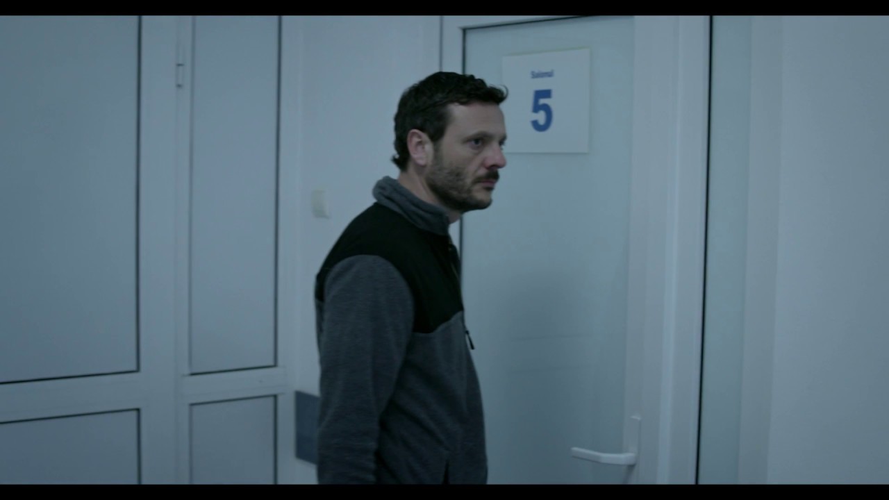 Trailer de A Decent Man — Un om la locul lui subtitulado en inglés (HD)