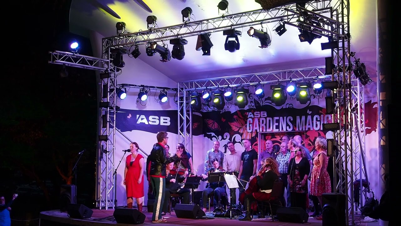 Sweet Dreams at Summer City with Strung Out 2013