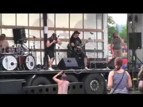 Krypton - 08.08.15 - KRYPTON (CZ) živě - Judas Priest - Breaking the law