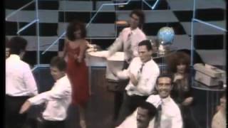 Ney Matogrosso - "Por debaixo dos panos" (clipe de 1982)