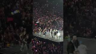 Download lagu 220903 Seventeen Concert Be The Sun in Toronto Encore Very Nice mp3