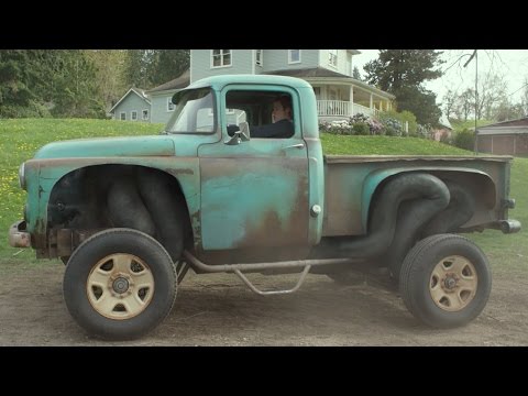 Monster Trucks (Clip 'Engine for My Truck')