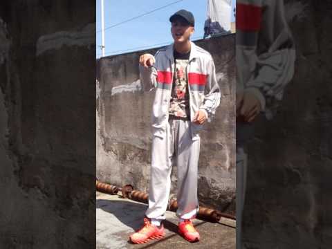 Os cretinos feat. MC LAN - toc toc quem é? É o LAN que tá chegando