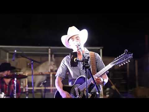 La Clica Official-Los Mitotes(En vivo)