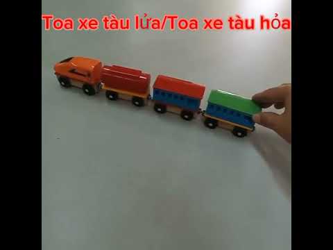 Đồ chơi bằng nhựa-toa xe lửa.Gia công khuôn mẫu theo yêu cầu