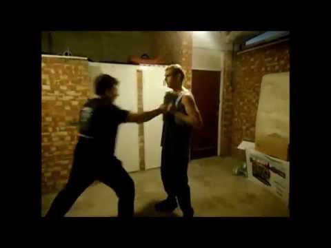 Bruce Lee's One Inch Punch demo