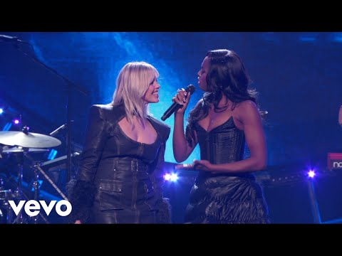 Reneé Rapp, Coco Jones - Tummy Hurts (Live From New Year's Rockin' Eve)
