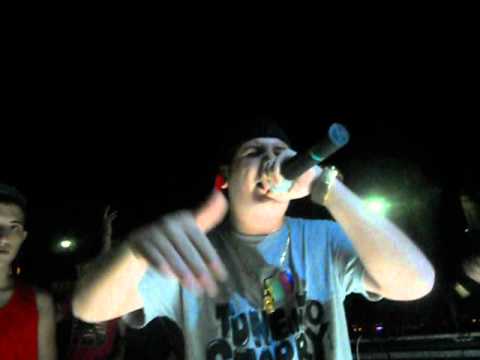 Dr. Crazy Marshall in freestyle sul palco a Postiglione 2012