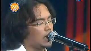 Download lagu Exists - Julia mp3