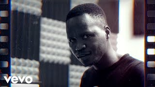 Download lagu Navigator Gcwensa - Izwe limhlekile uMama ft. Limit Nala mp3