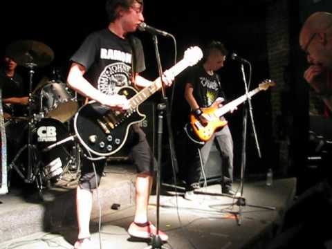 Murder State - Myage and Bikeage (Descendents Covers) Live at Cafe Dekcuf