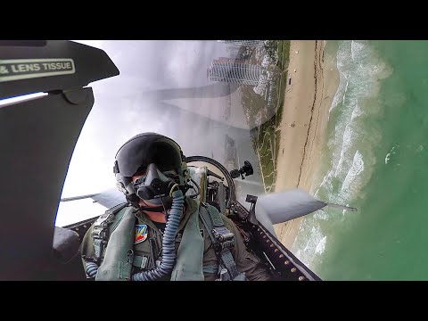 Low Show - F-16 Airshow over South Beach 2018 - Vapes!