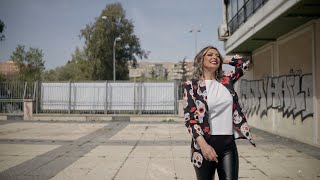 Somos Unos Valientes Lyrics English Translation