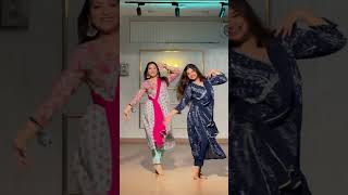 Download lagu Aaja Nachle | Dance | Bollywood | NachleVe #ytshorts #dance mp3