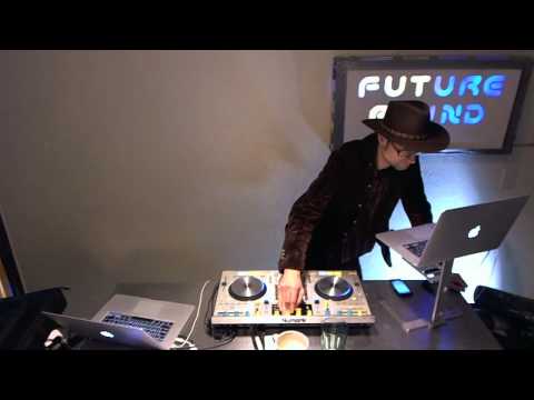 Futurebound NYC: Deephouse, Techno and Techhouse DJ Mix by Peter Munch