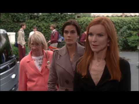 Karen And The Girls Arrive Back Home With Edie's Ashes - Desperate Housewives 5x19 Scene